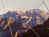 Detail Leinwandbild, Bergmassiv, Gräser