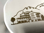 Detail der Gravur des Hotel-Alpensonne-Logos